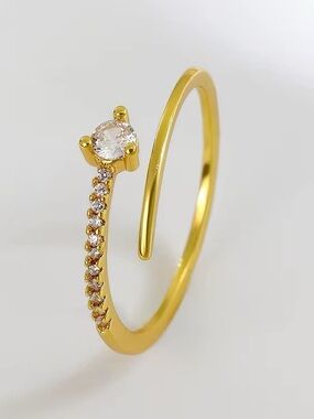 NEW Trendy Open Ring | cubic zirconia pavé detailing main solitaire stone